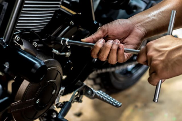 réparer votre moto